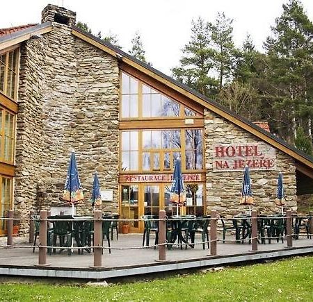 Hotel Na Jezere Horní Planá Kültér fotó