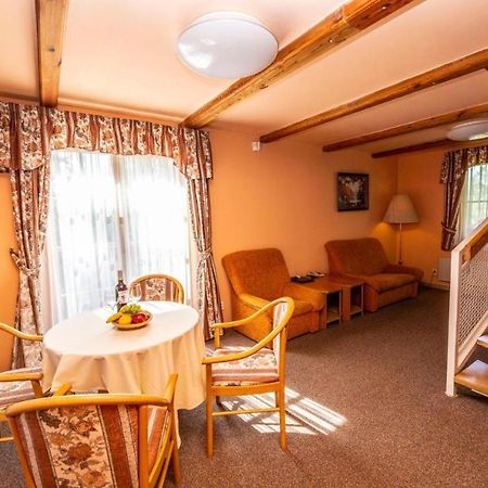 Hotel Na Jezere Horní Planá Kültér fotó